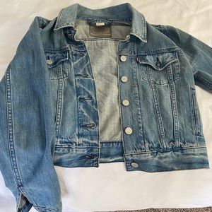 Levi’s Jean jacket size small